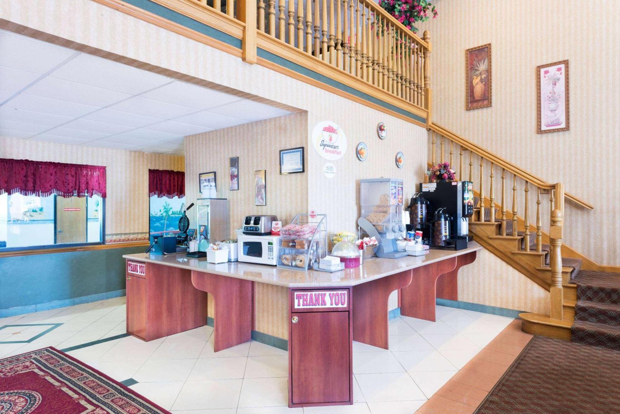 Super 8 By Wyndham Troy Il/St. Louis Area Otel Dış mekan fotoğraf