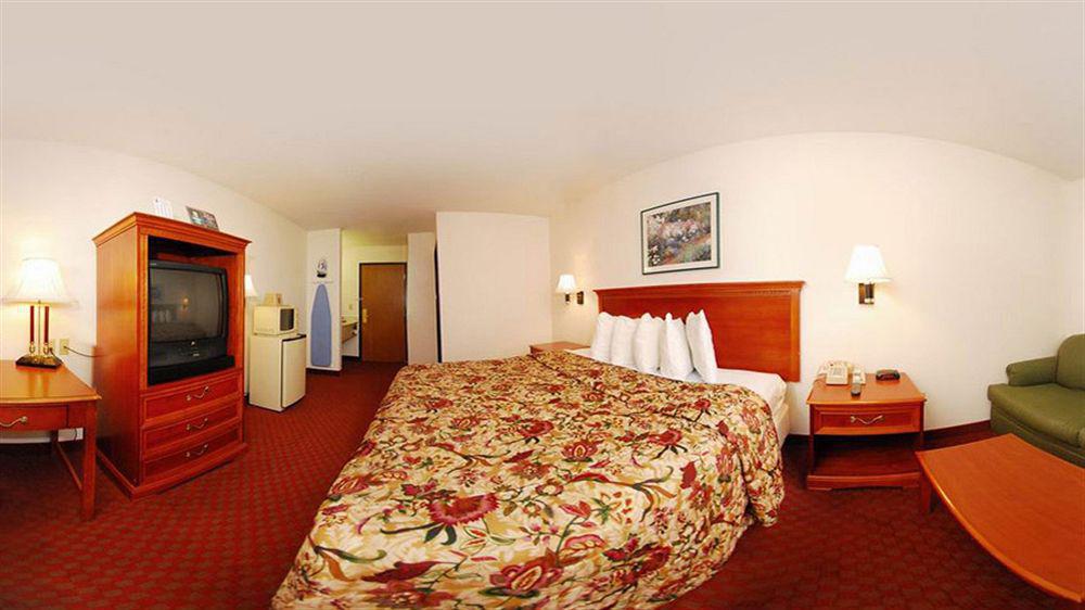 Super 8 By Wyndham Troy Il/St. Louis Area Otel Dış mekan fotoğraf