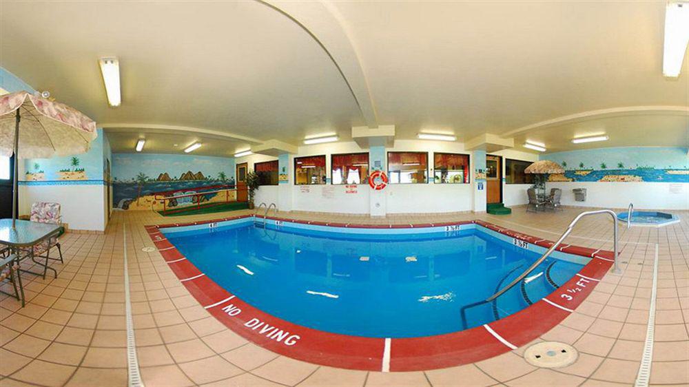 Super 8 By Wyndham Troy Il/St. Louis Area Otel Dış mekan fotoğraf