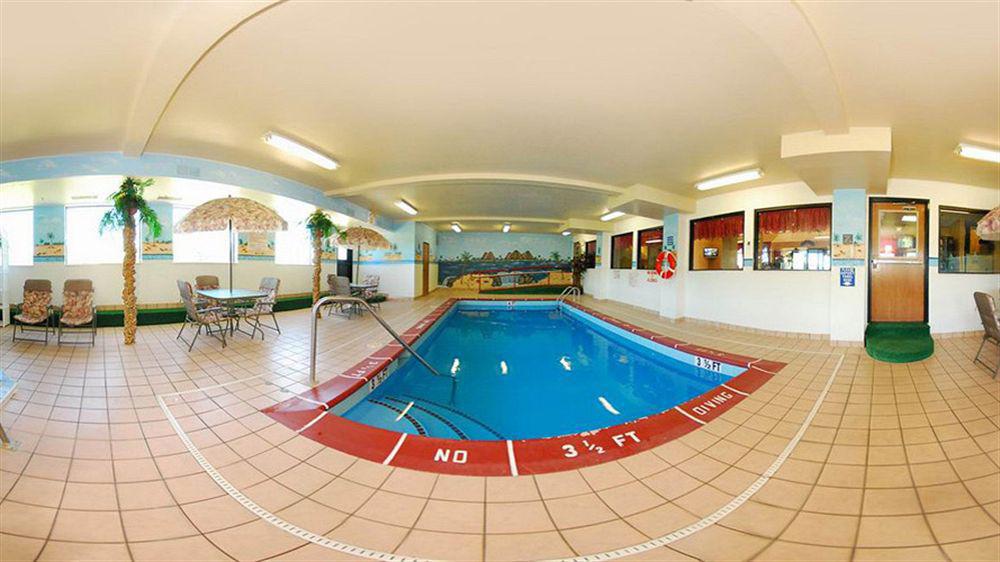 Super 8 By Wyndham Troy Il/St. Louis Area Otel Dış mekan fotoğraf